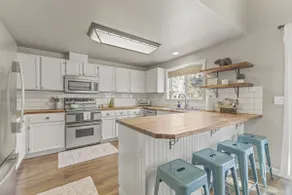 Family Home | 2 King Suites + Fire Pit | Walk to Breweries - Image 2