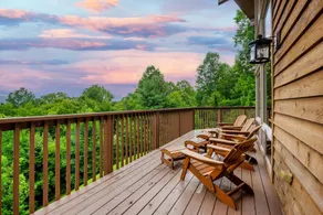 --Mountain Chalet Getaway with Breathtaking View Next to Tail of Dragon-- - Image 3