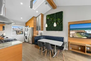 Newly Renovated 3BR Modern Apt in Heart of OB - Image 2