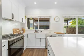 Countryside Luxe - 5 minute drive to the Beach! - Image 2
