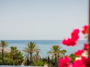 JASMINE MIRAFLORES SENSATIONAL VIEW! POOL, WiFi - Image 3