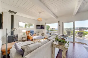 Sun-Soaked Sandy Point Haven w/ Beach Access! - Image 5