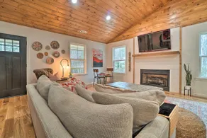 ‘Painted Skies’ Upscale Getaway By Lake Burton! - Image 4