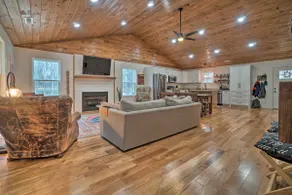 ‘Painted Skies’ Upscale Getaway By Lake Burton! - Image 2