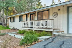 Lakeside Groveland Home w/ Hot Tub, Near Yosemite - Image 2