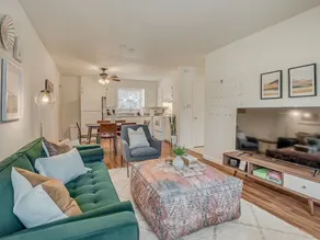 Cozy 4BR a 1/2mi from Campus. Room for entire fam! - Image 4