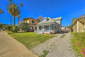 Riverside House w/ Yard ~ 1 Mi to Downtown! - Image 3