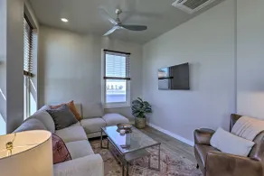 Stylish San Marcos Apt in the Heart of Dwtn! - Image 4