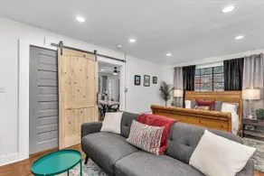 Summerville Cottage A - Image 2