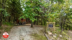 Spring River Fishing Cabin #3 Honeymoon Suite - Image 2