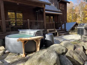 Wooded 4BR cabin w/ fire pit - Image 3