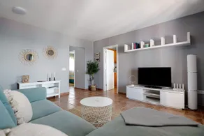 La Estrella III Apartments - Image 5