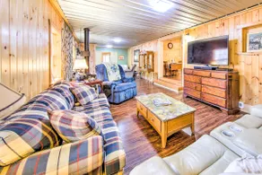 Pet-Friendly Ellijay Escape w/ Yard & Grill! - Image 4