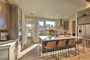 Flagstaff Home w/ Patios + Mount Humphries Views! - Image 5