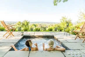 Hillside Luxury Cottage by The Three Daggers - Image 5