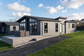 Hiraeth - Luxury Lodge with Hot Tub, Close to Beach - Image 5