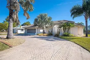 Relax in Style - Pool - Close to Gulf Beaches - Image 2