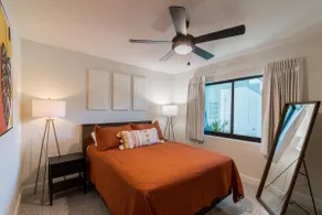 Beachside escape w/ pool & private backyard - Image 4