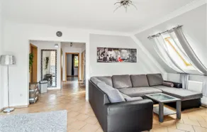 2 Bedroom Beautiful Apartment In Wendisch Evern - Image 3