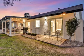 Slice Of Paradise, Remodel w FREE Heated Pool - Image 2