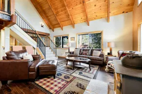 Large 3BR Dog Friendly | WoodStove | Deck - Image 5