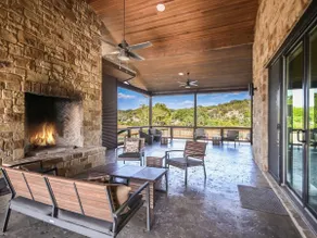 Large Luxury Blanco Riverfront Home with Pool - Image 4