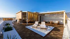 City Skyloft - Top location & Private Roof Garden - Image 5