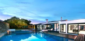 Huge villa by the sea & river - Image 2
