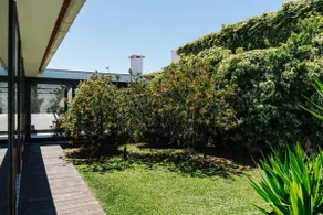 Huge villa by the sea & river - Image 5