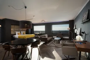 Amazing SkyStudio on 30th floor 737 - Image 2