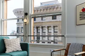 Spectacular Corner 3BR in the Loop | City Views - Image 3