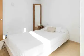 Wonderful designer apartment 1 minute away from the beach - Image 4