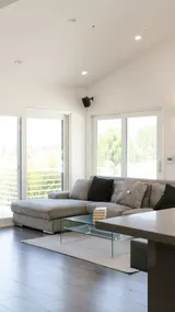 Hillside Villa With Views! 2bd/3ba - King Suite - Image 2