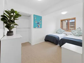 Allinga Apartment - Image 5