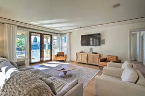 Luxe Getaway w/ Riverfront Views in Grants Pass! - Image 4