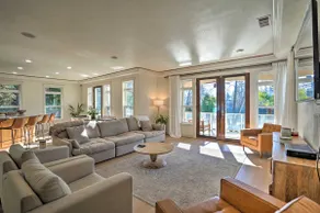 Luxe Getaway w/ Riverfront Views in Grants Pass! - Image 3