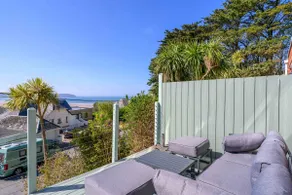 Pandora Court Apartment 2 - Image 5