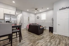 Hidden Mountain Gem 2 BR Apartment - Image 2
