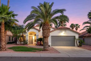 Modern AZ Oasis • Heated Pool & Spa - 4 Bedrooms - Image 3