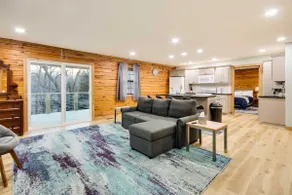 Tranquil Creekside Hideout: Families Welcome! - Image 5