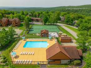 7 Springs Getaway | Resort Shuttle | Pool - Image 4