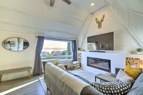 Puget Sound Cabin with Hot Tub and Water Views! - Image 3