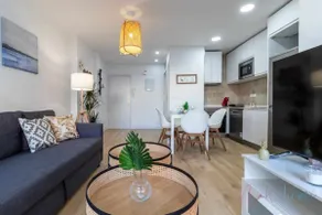 Apartment 2 in Estadio Sevilla, sleeps 6 and has a metro - Image 3