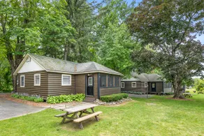 Greenway Log Cottage - Duplex 1 Lower Unit - Image 2