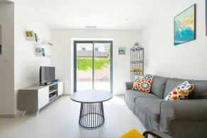 Cozy house with garden, 3 minutes from beaches and diving - Image 2