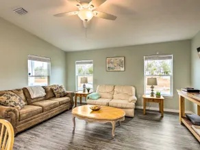 Family-Friendly Home, Walk to Steinhatchee River! - Image 5