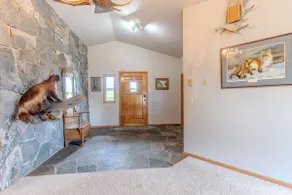 Otter Lodge - Image 5