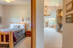 Otter Lodge - Image 2