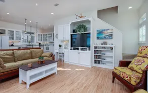 Entire House w Private Fishing Pier! Pelican Roost - Image 3