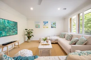 Preston Alfresco Poolside Retreat Rye - Image 5